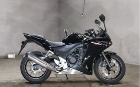 HONDA CBR400R NC47