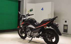 SUZUKI GSR250 1999