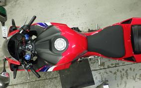 HONDA CBR600RR 2021 PC40