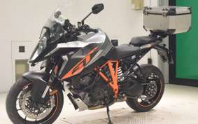 KTM 1290 SUPER DUKE GT 2021