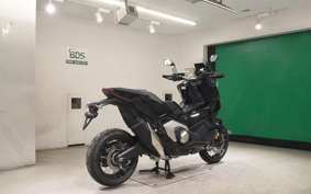 HONDA X-ADV 750 2026 RH21