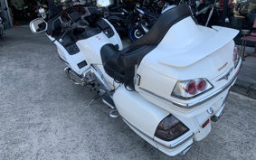 HONDA GL1800 GOLDWING  2002 SC47