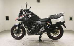SUZUKI Vｽﾄﾛｰﾑ250A 2000