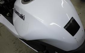 KAWASAKI ER600 F 2010