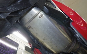 HONDA CBR600RR GEN 2 2005 PC37