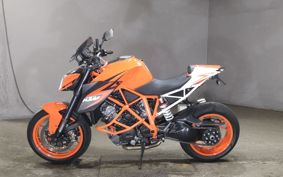 KTM 1290 SUPER DUKE R 2015 V3940