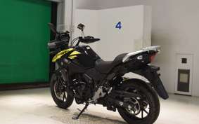 SUZUKI Vｽﾄﾛｰﾑ250A 2005