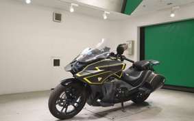 HONDA NM4 VULTUS -02 2014 RC82