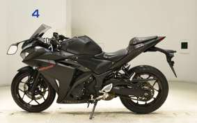 YAMAHA YZF-R25 A RG10J