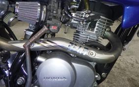 HONDA XR100 MOTARD 2014 HD13