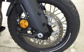 HUSQVARNA SVARTPILEN 401 2025