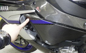 YAMAHA YZF-R1 M 2015