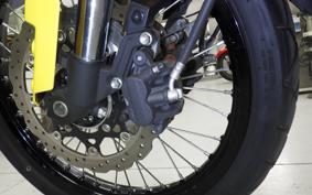 SUZUKI Vｽﾄﾛｰﾑ800DE 2023 EM1BA