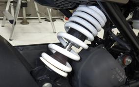 HUSQVARNA SVARTPILEN 125 2016