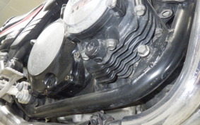 YAMAHA XJ750 E 1983 29R