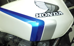 HONDA CBX550F 2011 PC04