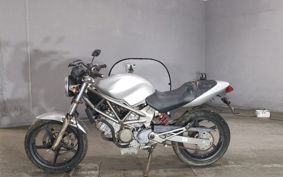 HONDA VTR 250 MC33
