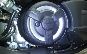 YAMAHA T-MAX 560 2026 SJ21J
