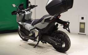 HONDA X-ADV 750 2024