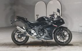 SUZUKI GSX250 R DN11A