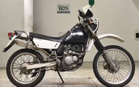 SUZUKI DJEBEL 200 (DR200SE) 2026 SH42A