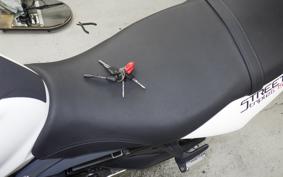 TRIUMPH STREET TRIPLE 85 2017