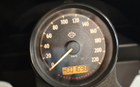 HARLEY XL883N 2015 LE2