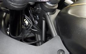 KAWASAKI ZX-25R ZX250E