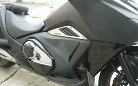 HONDA NM4 VULTUS -02 2017 RC82