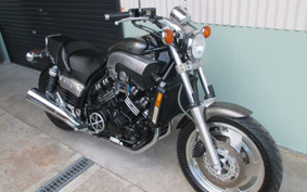YAMAHA VMAX 2000 2LTN