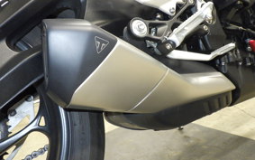 TRIUMPH STREET TRIPLE RS 2024