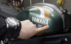 YAMAHA XSR155 2012