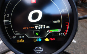 HARLEY HARLEY RH975S NIGHT  STAR 2023 ZF1