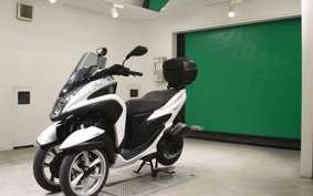 YAMAHA TRICITY 125 A 1999 SE82J