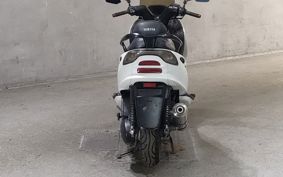 YAMAHA MAJESTY 125 SE27