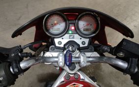 HONDA VTR 250 MC33