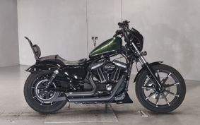 HARLEY XL883N 2018 LE2