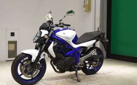 SUZUKI ｸﾞﾗﾃﾞｨｳｽ400 2011 VK58A