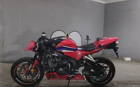 HONDA CBR600RR 2021 PC40