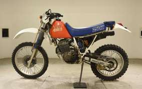 HONDA XR250R 2001 ME06