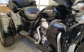 HARLEY FLHTCU 2014 MAL