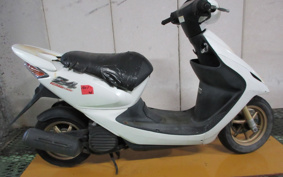 HONDA DIO Z4 AF63