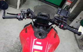 DUCATI DIAVEL V4 2023