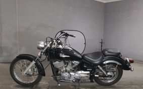 YAMAHA DRAGSTAR 250 VG02J