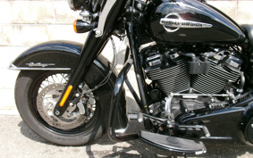 HARLEY  HARLEY FLHCS 2018 YBK