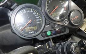 YAMAHA FZS1000 FAZER 2004
