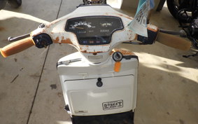 YAMAHA ﾍﾞﾙｰｶﾞ50 5G6
