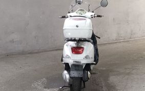 VESPA LX125IE M68100