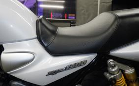 YAMAHA XJR1300 2000 RP03J