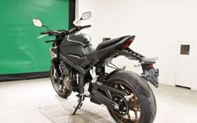 HONDA CB650R E-Clutch 2024 RH17